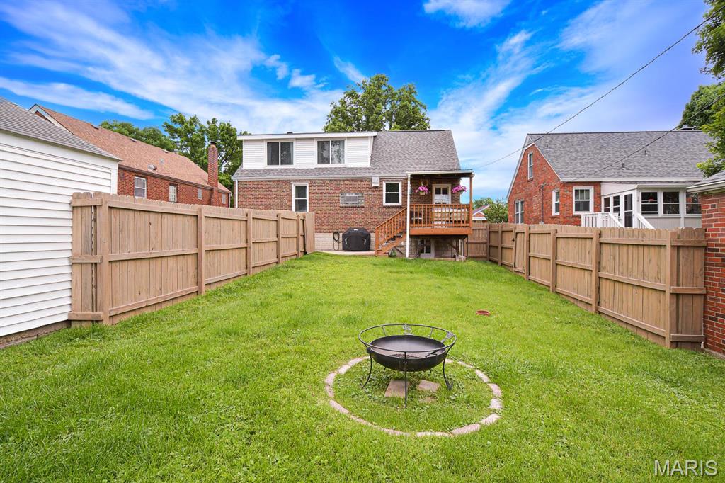 Tesson Ferry Court Amd - Residential
