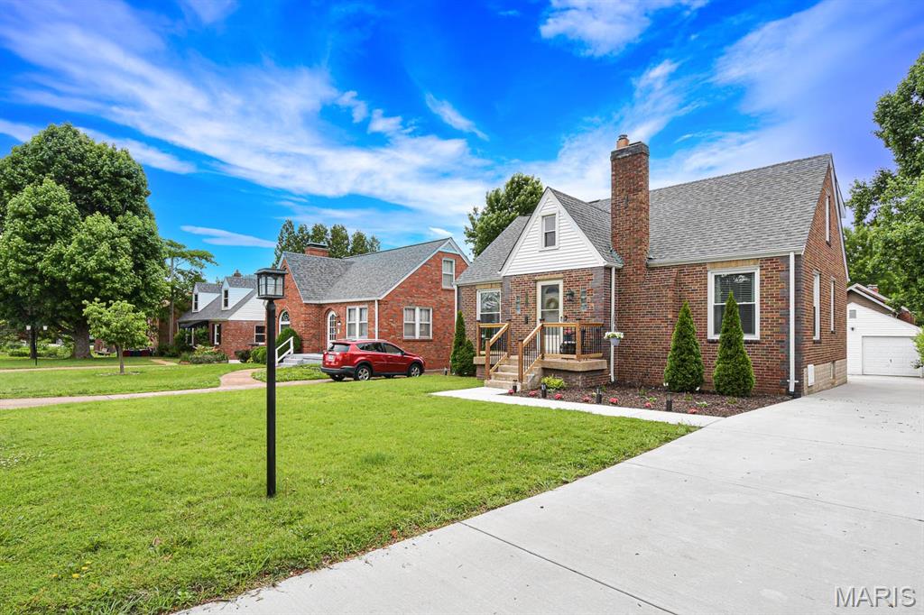 Tesson Ferry Court Amd - Residential