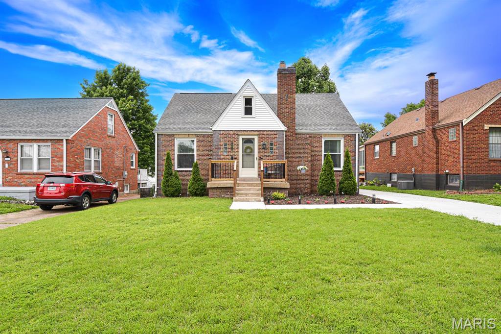 Tesson Ferry Court Amd - Residential
