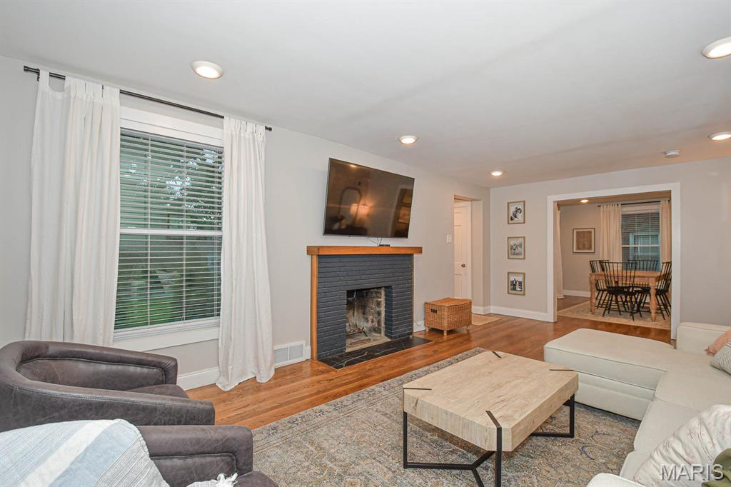 Tesson Ferry Court Amd - Residential