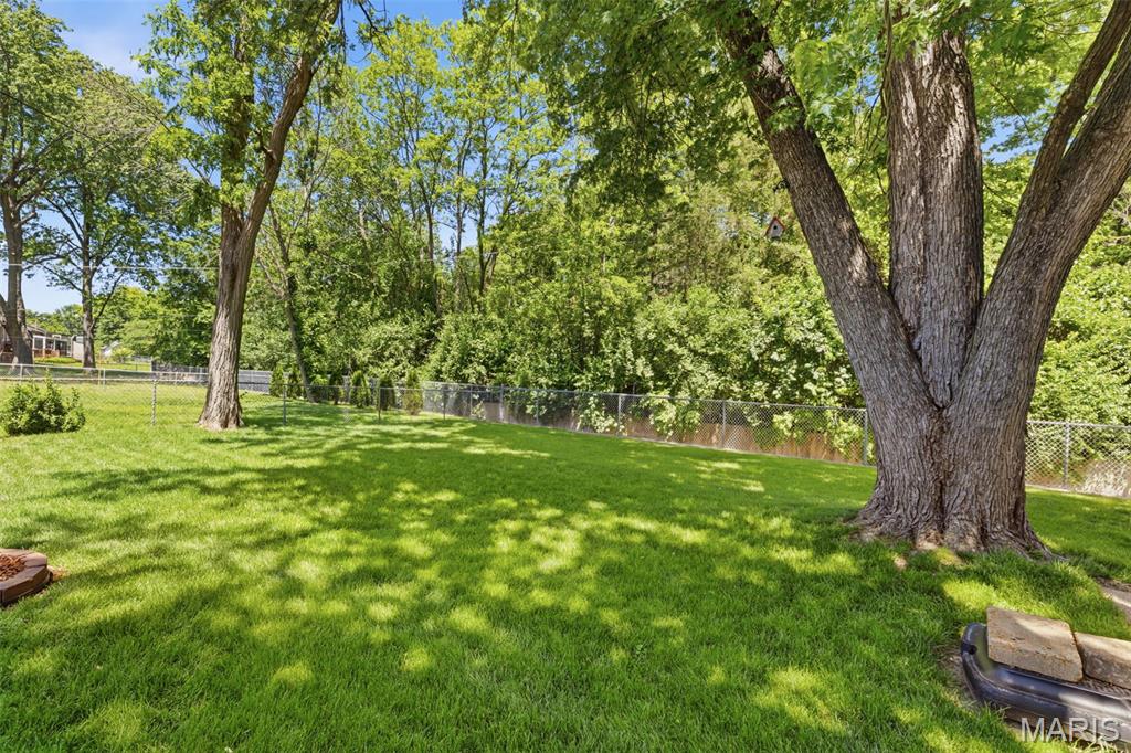 Teakwood Place 2 - Residential
