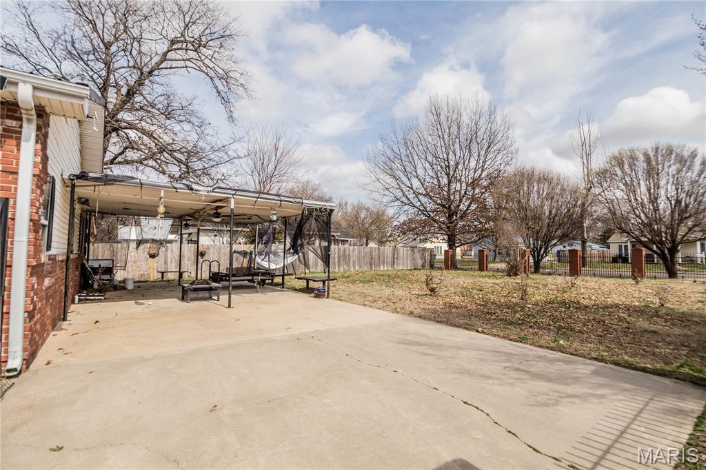 Malden Outlets - Residential