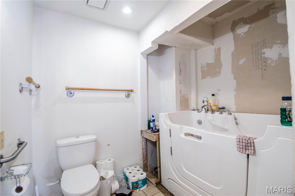 Malden Outlets - Residential