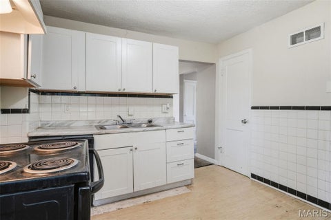 Tiny photo for 4502 June Avenue, St Louis, MO 63121 (MLS # 26059199)