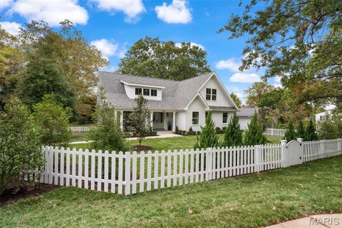 Photo of 1141 N Berry Road, Glendale, MO 63122 (MLS # 26069334)
