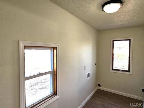 Tiny photo for 31 Pebblestone Court, Troy, MO 63379 (MLS # 26012635)