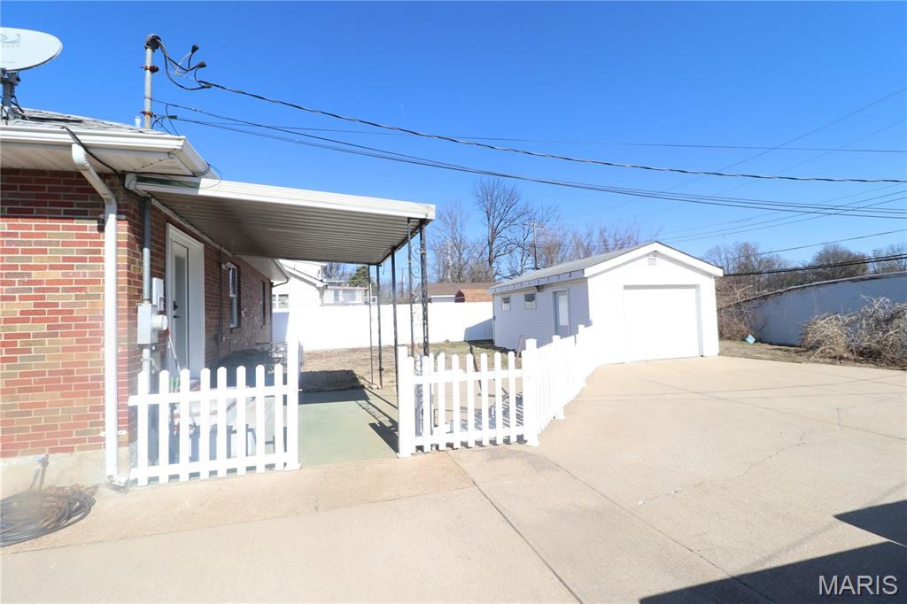 Crystal Terrace - Residential