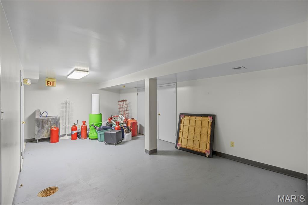 Bayless Court - Commercial Sale