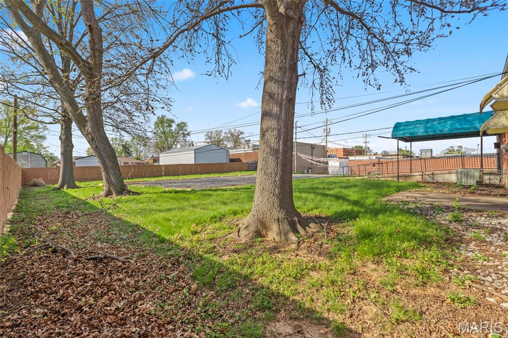 Bayless Court - Commercial Sale