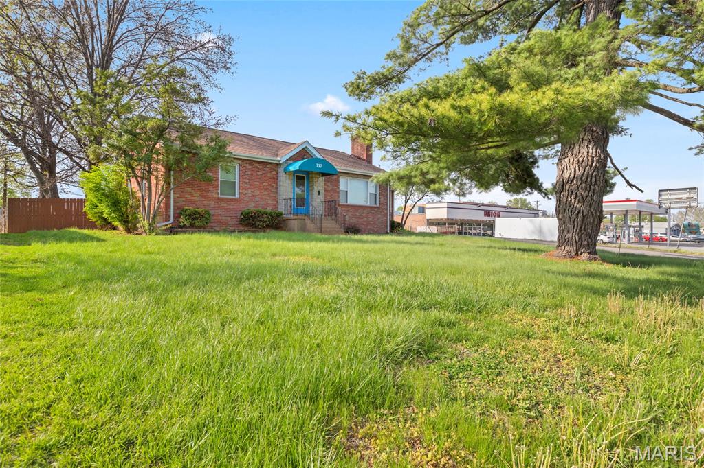 Bayless Court - Commercial Sale