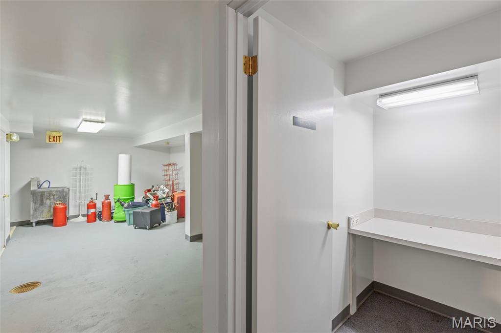 Bayless Court - Commercial Sale