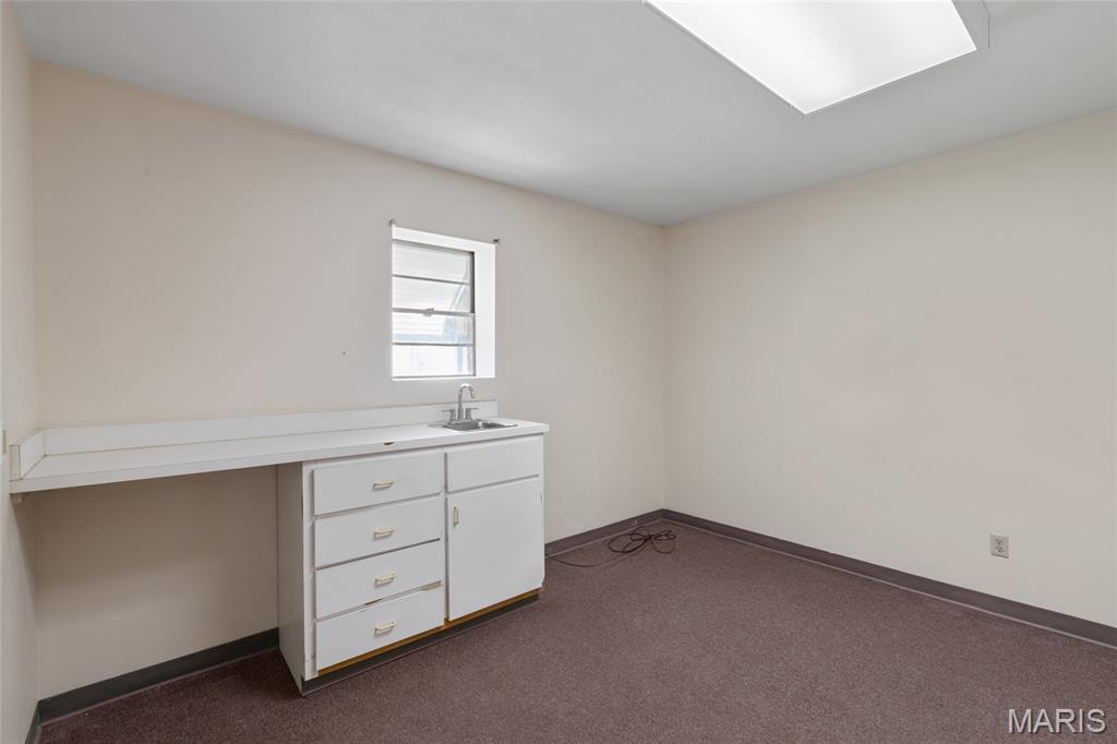 Bayless Court - Commercial Sale