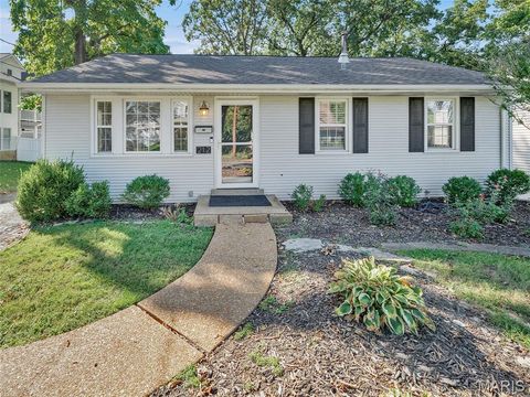 212 Wilson Avenue Kirkwood MO 63122