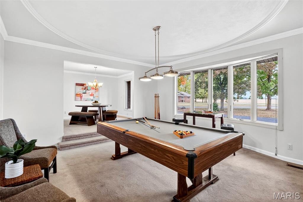 Alhambra, Illinois 62001, United States, 3 Bedrooms Bedrooms, ,4 BathroomsBathrooms,Residential,Active,231001