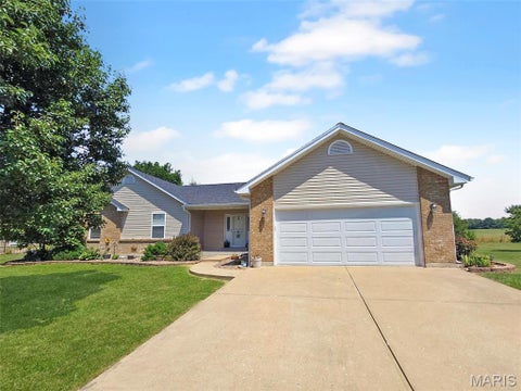 Photo of 232 Allison Lane, Winfield, MO 63389 (MLS # 26044748)