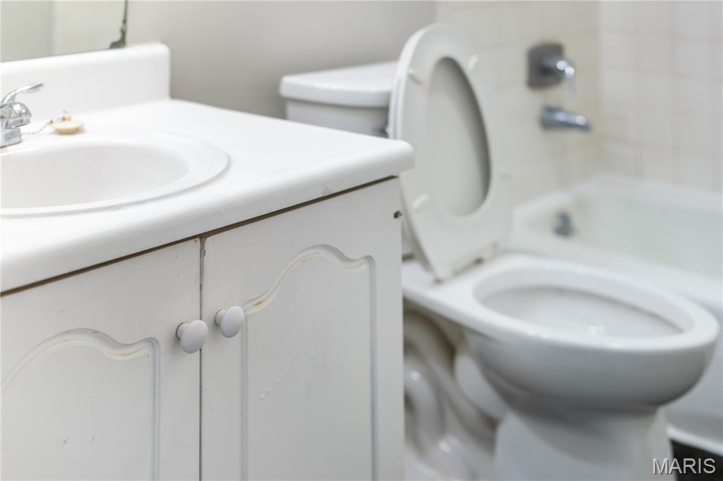 Summerwood Condo Ph Two - Residential