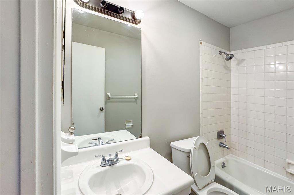 Summerwood Condo Ph Two - Residential