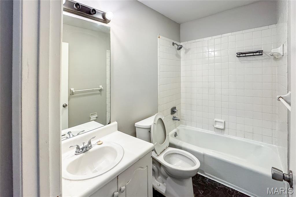 Summerwood Condo Ph Two - Residential