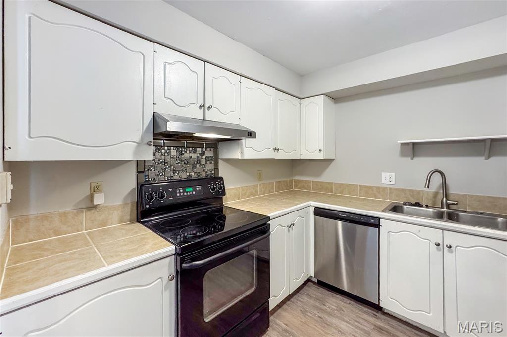 Summerwood Condo Ph Two - Residential