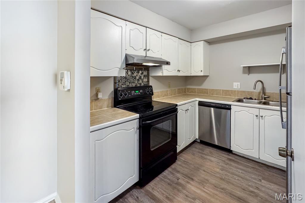 Summerwood Condo Ph Two - Residential