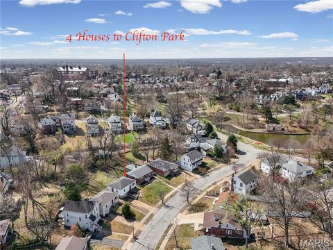 Tiny photo for 2336 Esther Avenue, St Louis, MO 63139 (MLS # 26018902)