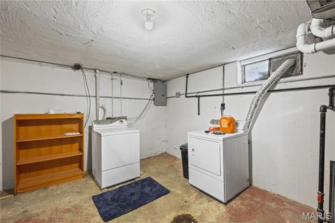 Tiny photo for 2336 Esther Avenue, St Louis, MO 63139 (MLS # 26018902)