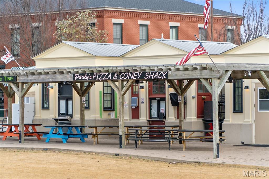 New Town At St Chas #6-P - Residential