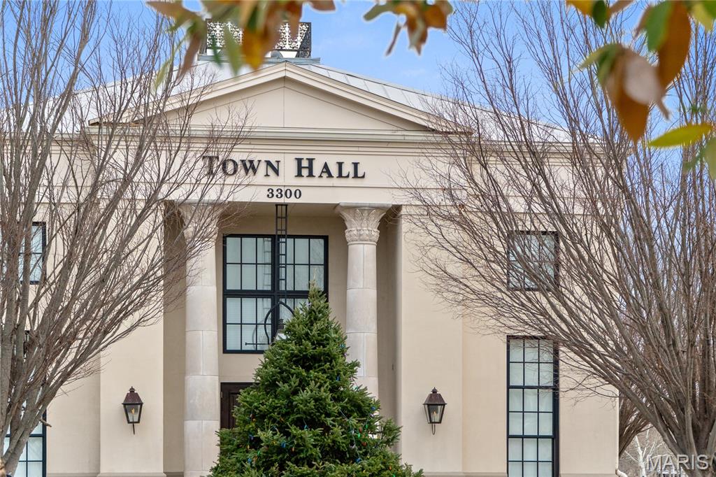 New Town At St Chas #6-P - Residential