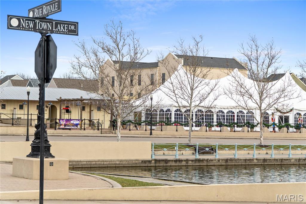 New Town At St Chas #6-P - Residential