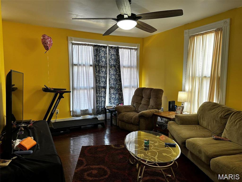 Lutesville - Residential