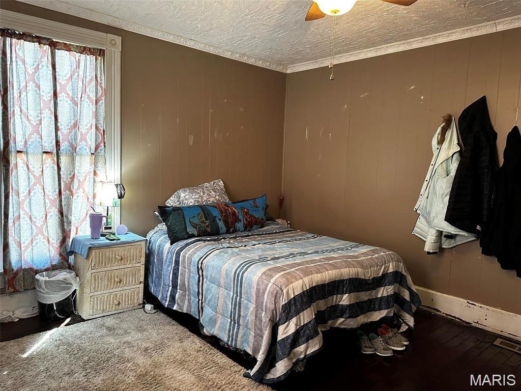 Lutesville - Residential