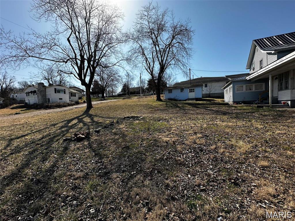 Lutesville - Residential