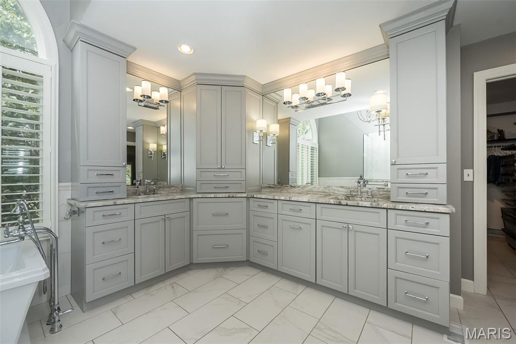 Brook Hill Estates - Residential