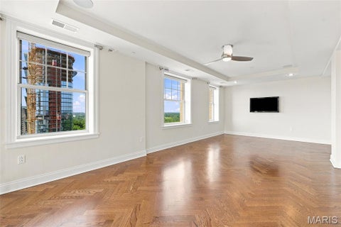 Tiny photo for 232 Kingshighway Blvd. BLVD, St Louis, MO 63108 (MLS # 26069111)