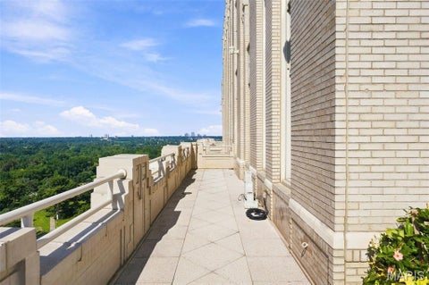 Tiny photo for 232 Kingshighway Blvd. BLVD, St Louis, MO 63108 (MLS # 26069111)