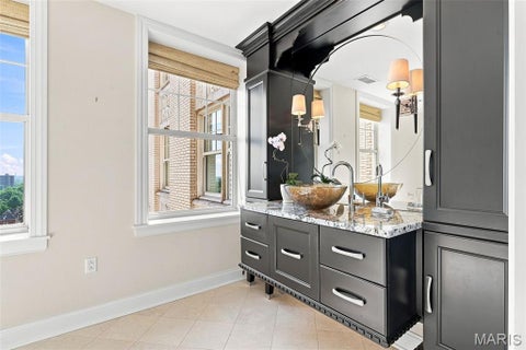 Tiny photo for 232 Kingshighway Blvd. BLVD, St Louis, MO 63108 (MLS # 26069111)