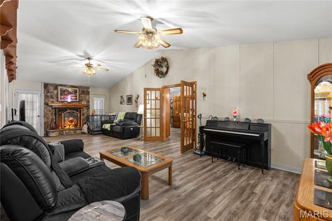 Tiny photo for 213 Lincoln Lane, Winfield, MO 63389 (MLS # 25077124)