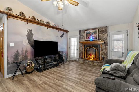 Tiny photo for 213 Lincoln Lane, Winfield, MO 63389 (MLS # 25077124)