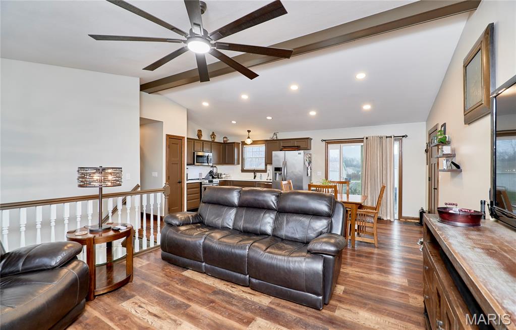 100 Robin Hood Drive