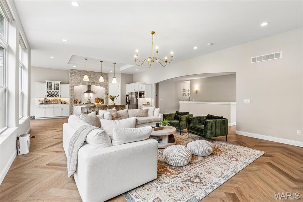 Vlgs At Shady Creek #6 - Residential