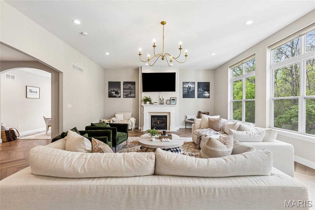 Vlgs At Shady Creek #6 - Residential