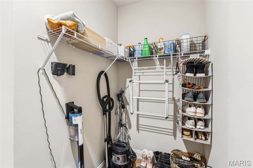 Vlgs At Shady Creek #6 - Residential