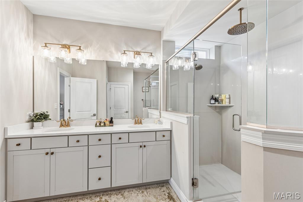 Vlgs At Shady Creek #6 - Residential