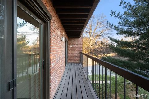Tiny photo for 585 Coeur De Royale Drive #301, Creve Coeur, MO 63141 (MLS # 26026142)