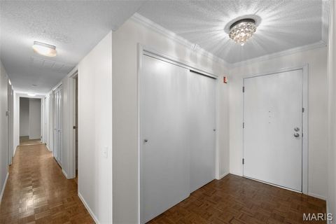 Tiny photo for 585 Coeur De Royale Drive #301, Creve Coeur, MO 63141 (MLS # 26026142)