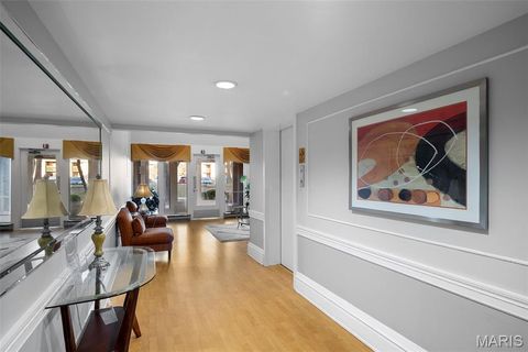 Tiny photo for 585 Coeur De Royale Drive #301, Creve Coeur, MO 63141 (MLS # 26026142)
