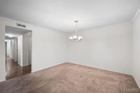 Tiny photo for 585 Coeur De Royale Drive #301, Creve Coeur, MO 63141 (MLS # 26026142)