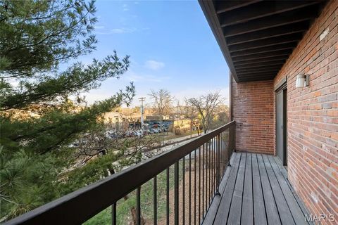 Tiny photo for 585 Coeur De Royale Drive #301, Creve Coeur, MO 63141 (MLS # 26026142)