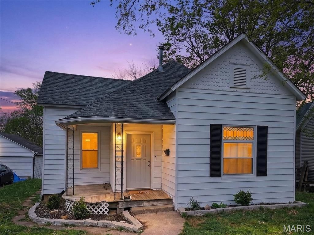 Photo of 406 Franklin Street, Fredericktown, MO 63645 (MLS # 26017812)