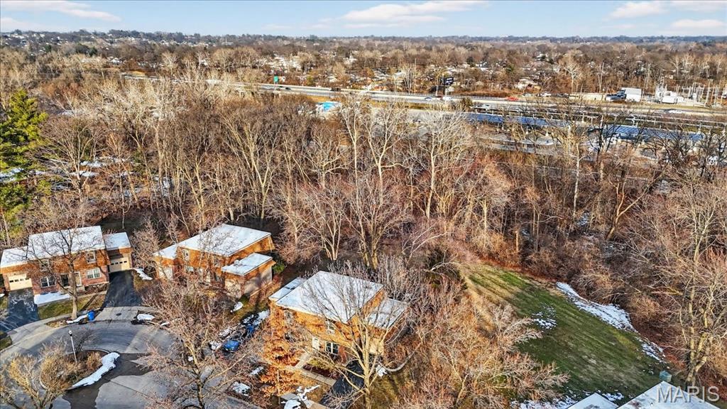 McKelvey Manor Condo - Residential